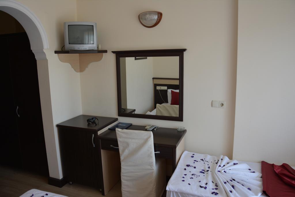 Yavuzhan Hotel Side Exterior foto